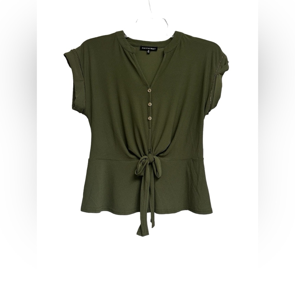 Fifty Street women’s short sleeve blouse with tie.  Size medium
